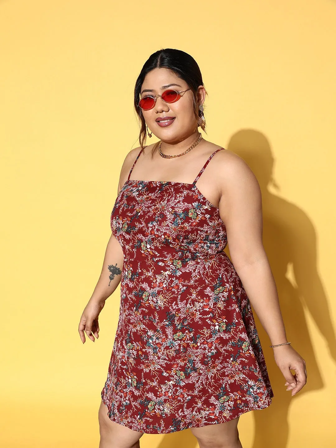 Berrylush Women Plus Size Maroon & White Floral Printed Square Neck Sleeveless Crepe Fit & Flare Mini Dress