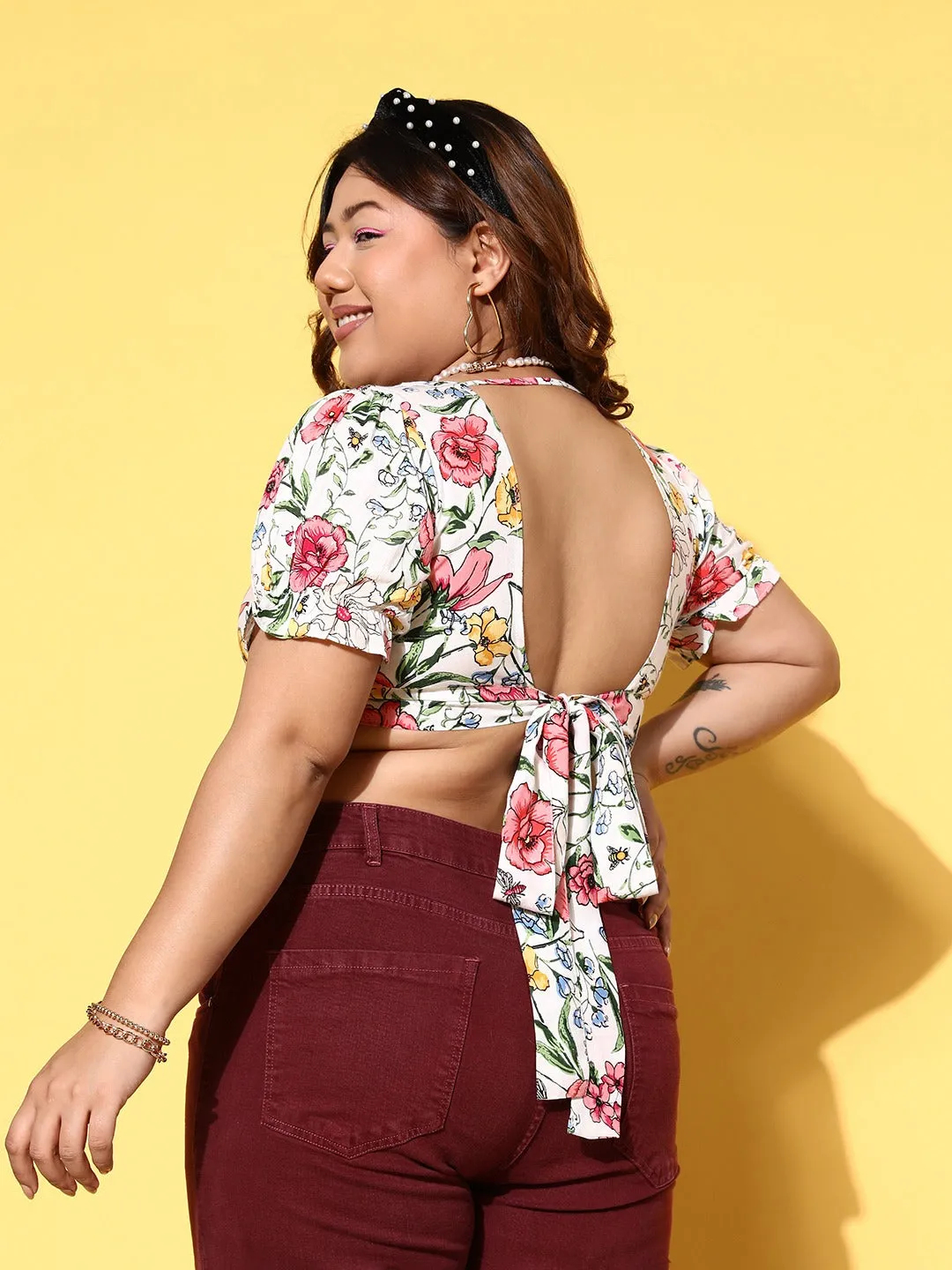 Berrylush Women Plus Size White & Red Floral Printed Square Neck Tie-Up Backless Fitted Crop Top