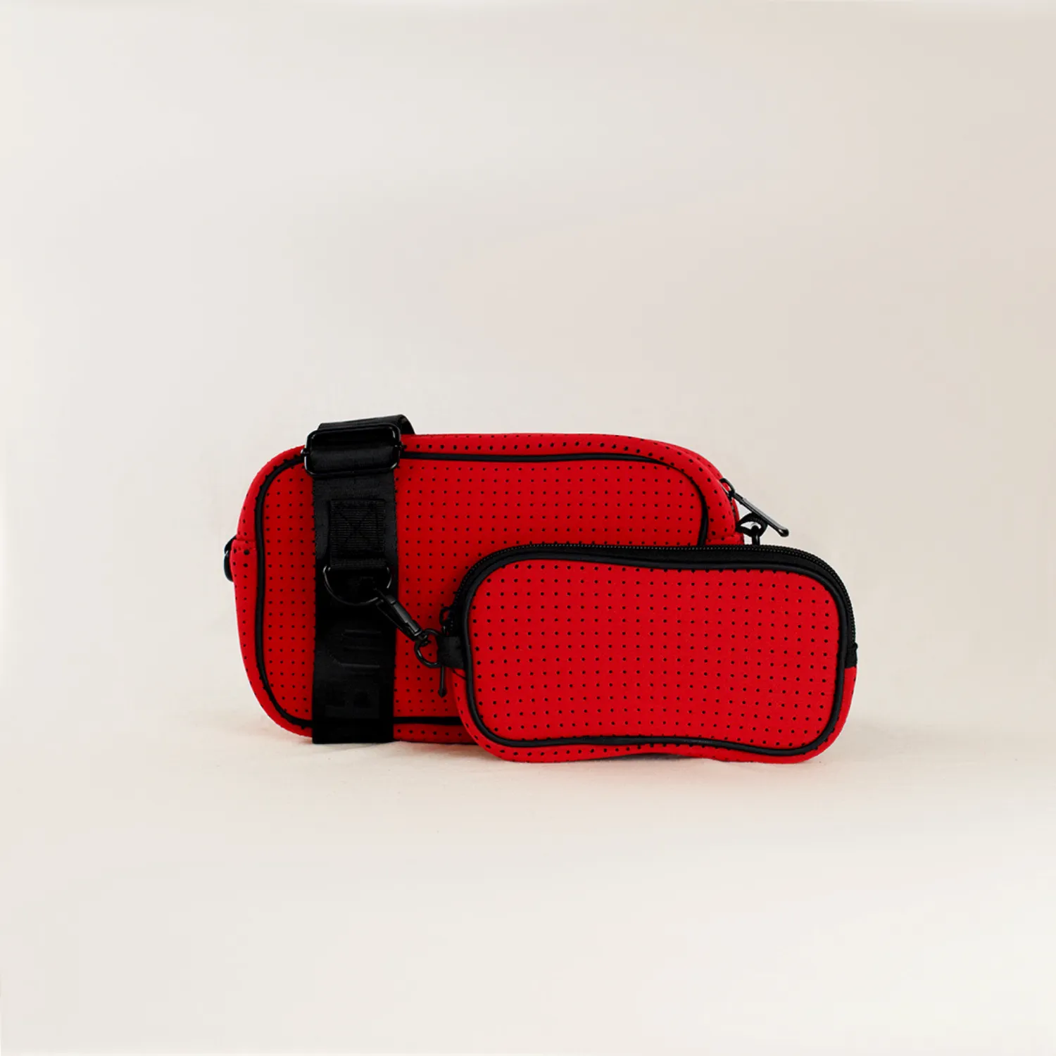 CAMERA BAG RED