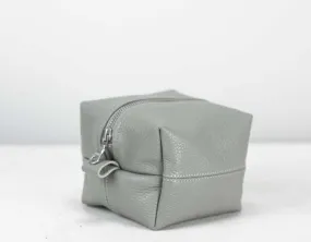 Cube case - Grey pebbled leather