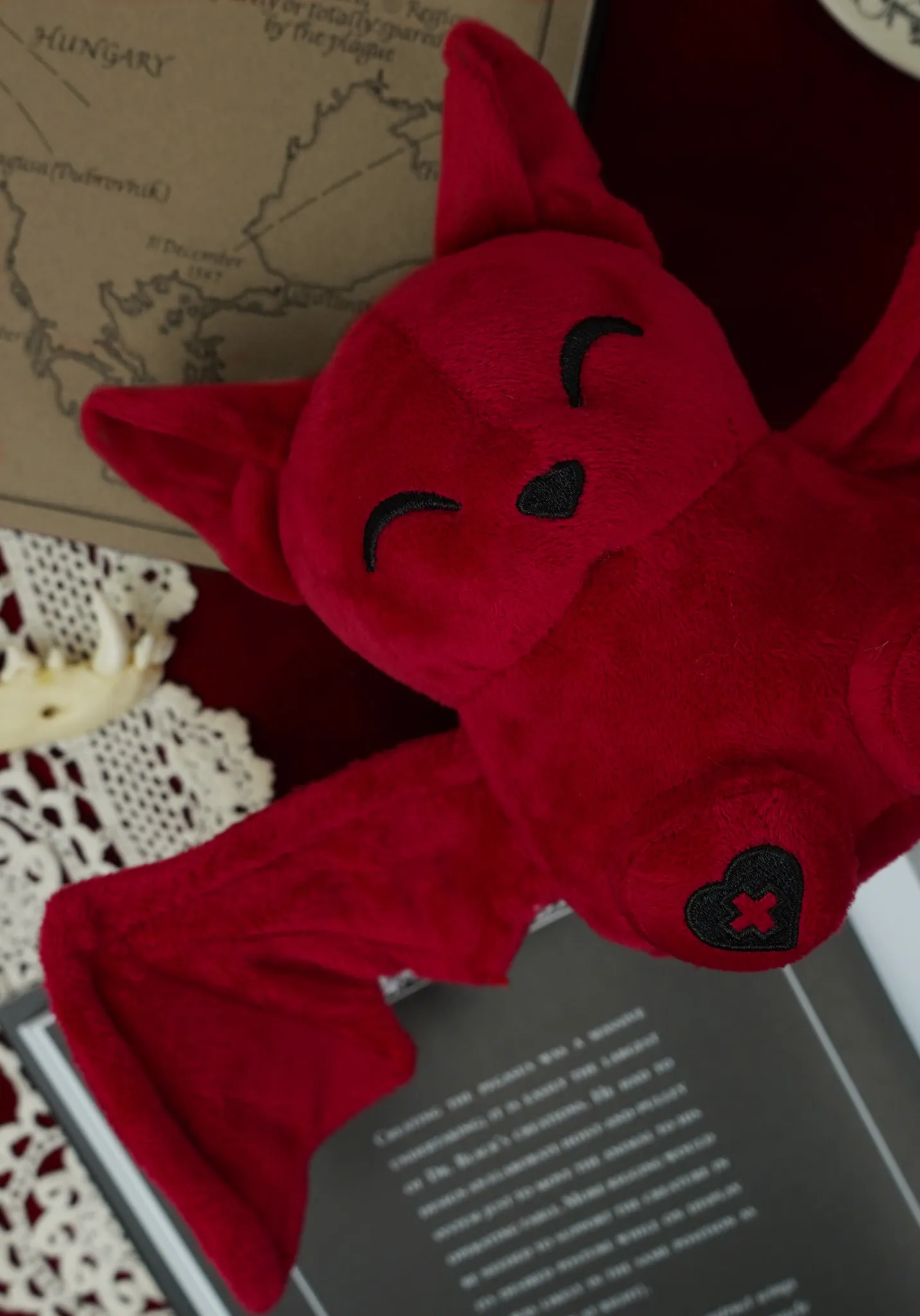 Koumori-Chan [Vamp Red] | BAT PLUSH