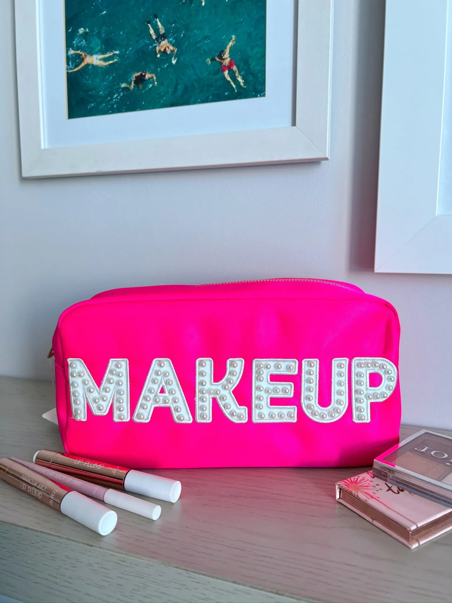 Makeup - Hot Pink Large