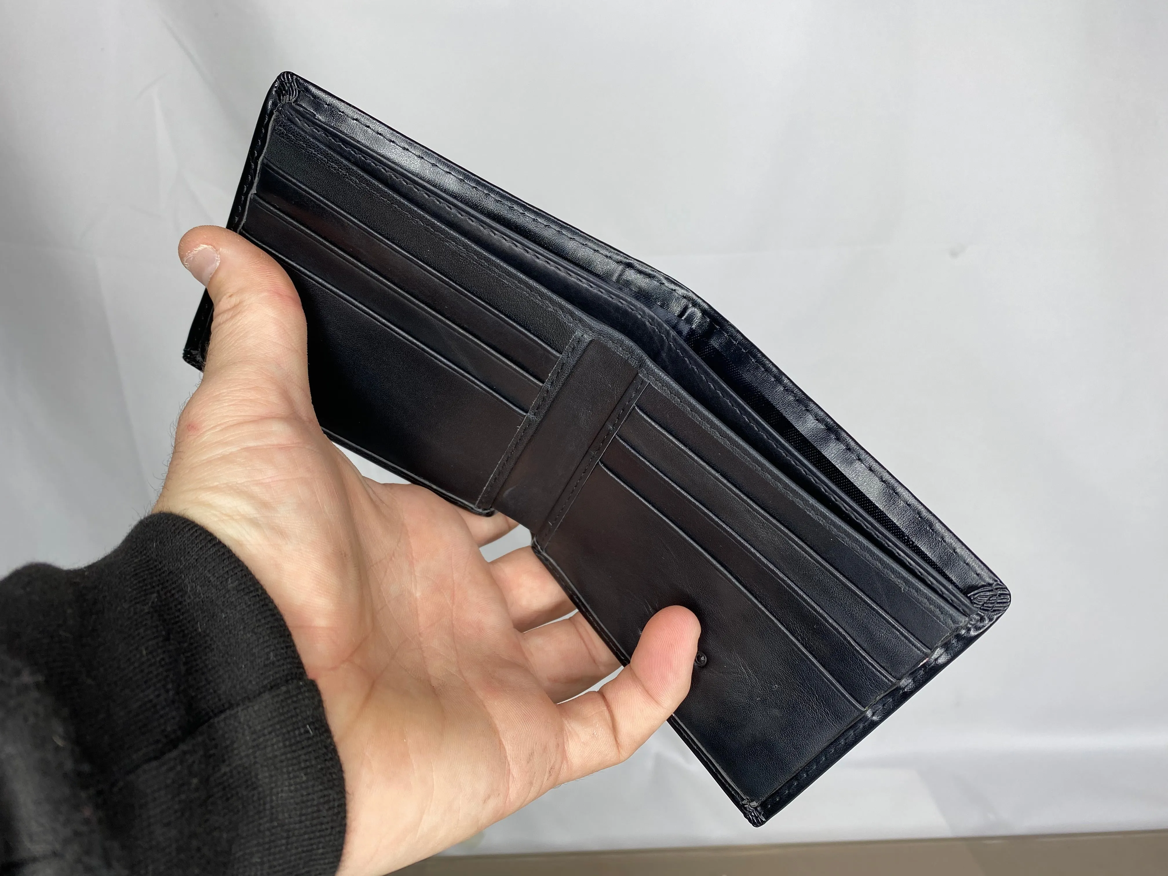 Moldy Wallet