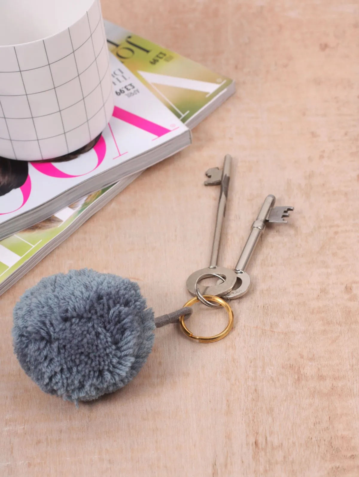 Pom Pom Basic Keyrings