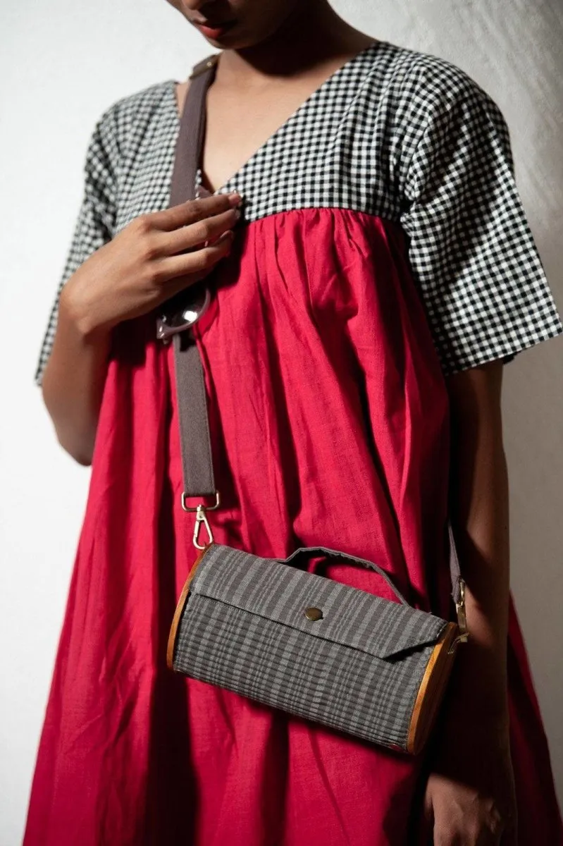 Round Sling Bag/Clutch With Changeable Sleeve (Geometric Green & Double Grey Lines)