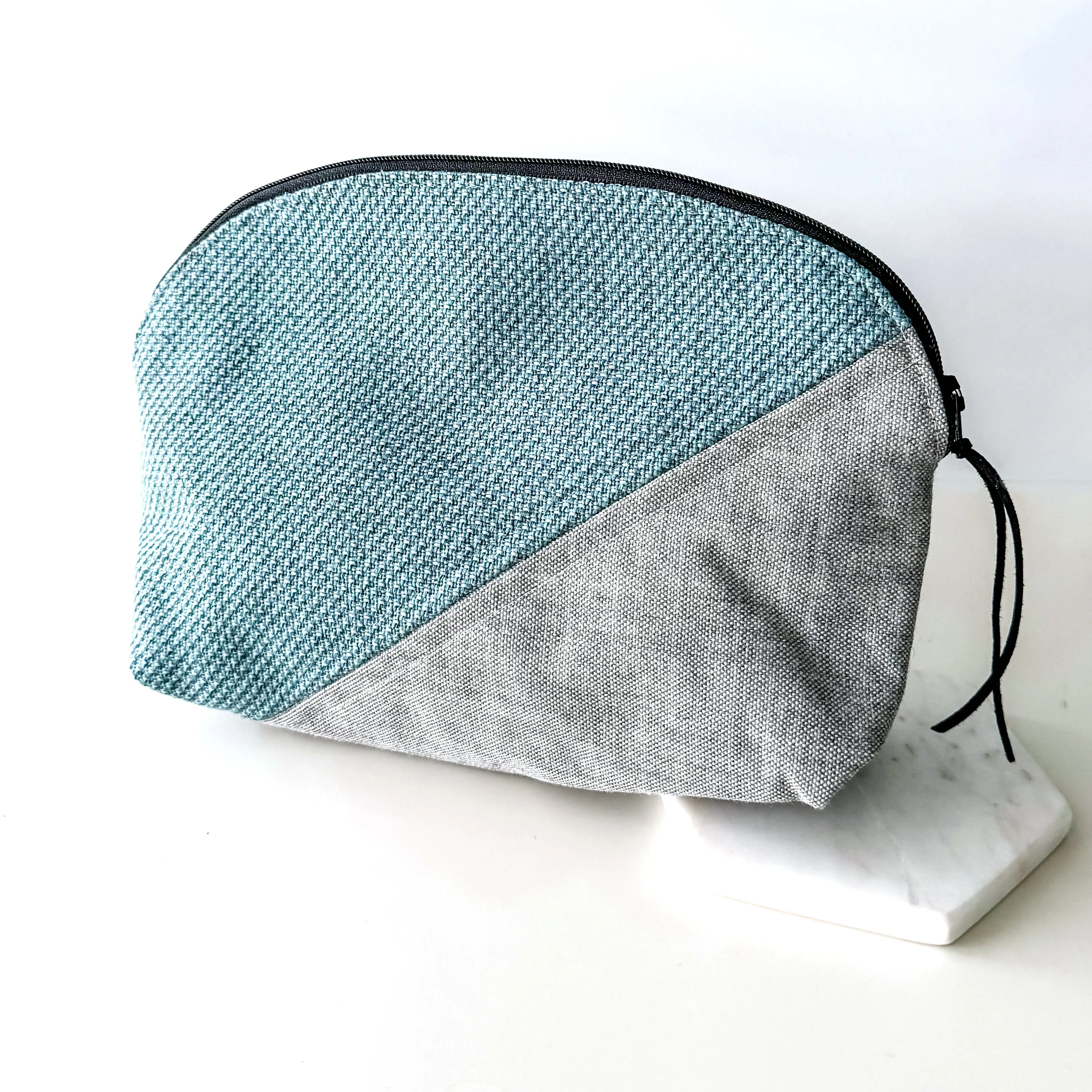 Stand Up Makeup Bag