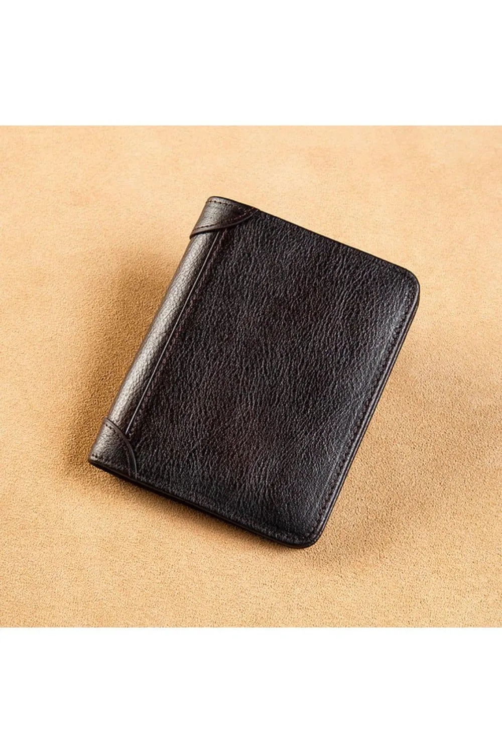 Timeless Leather Wallet for Men - A Must-Have Accessory