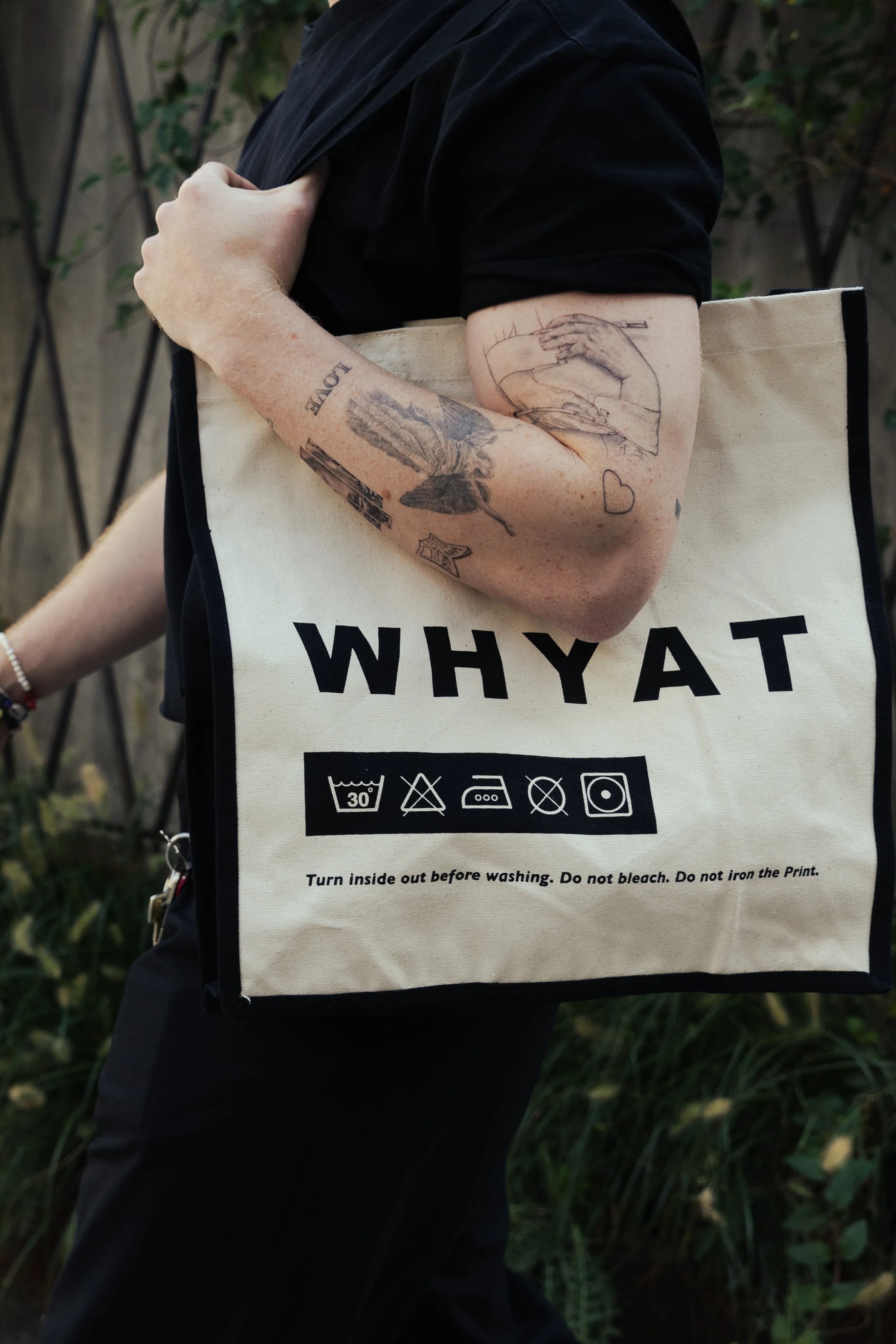 WHYAT WASHING-ADVICE TOTE BAG -WHITE